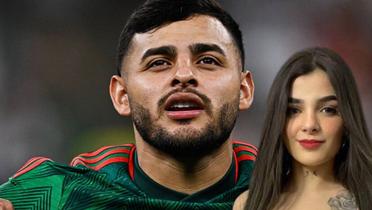 Alexis Vega entona el himno nacional mexicano en un Mundial: (Foto: Mexsports) 