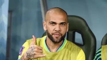 Dani Alves con Brasil