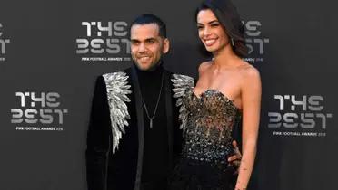 Dani Alves y Joana Sanz 