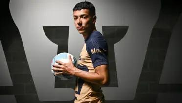 Jorge Ruvalcaba con Pumas