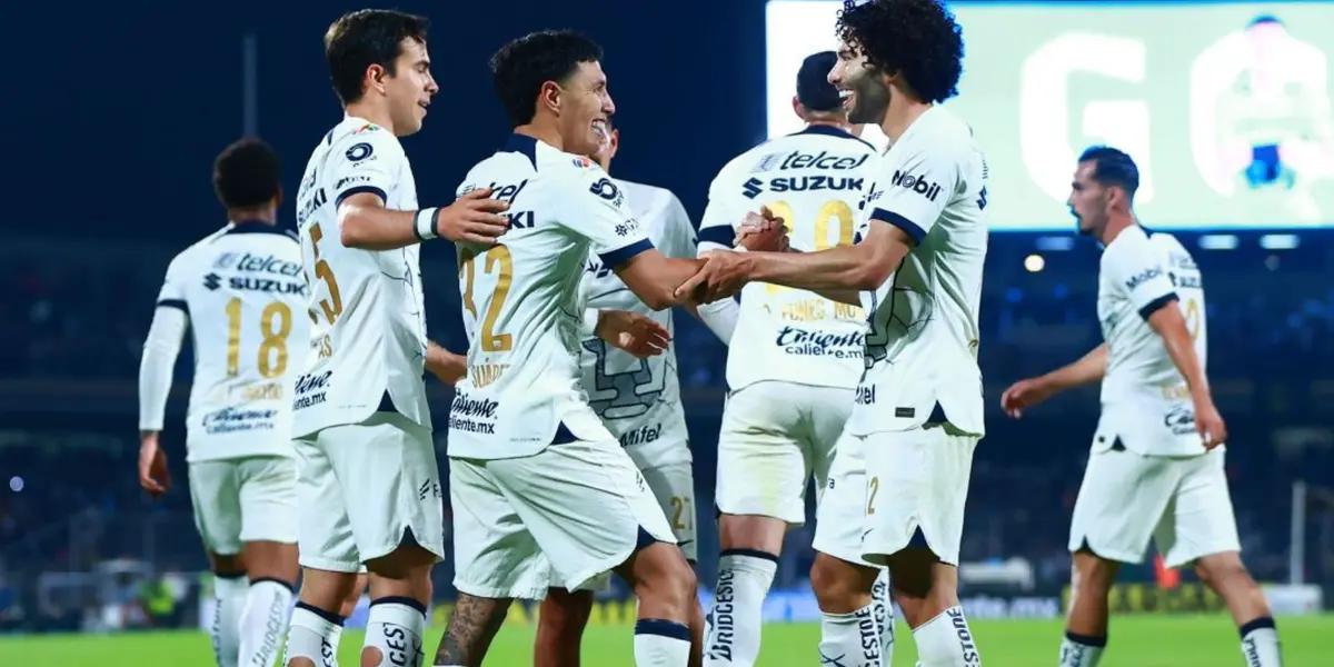 Leo Suárez y Chino Huerta con Pumas