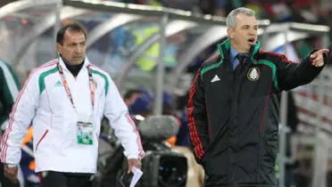 Mario Carrillo y Javier Aguirre en la Selección Mexicana | Foto: AM