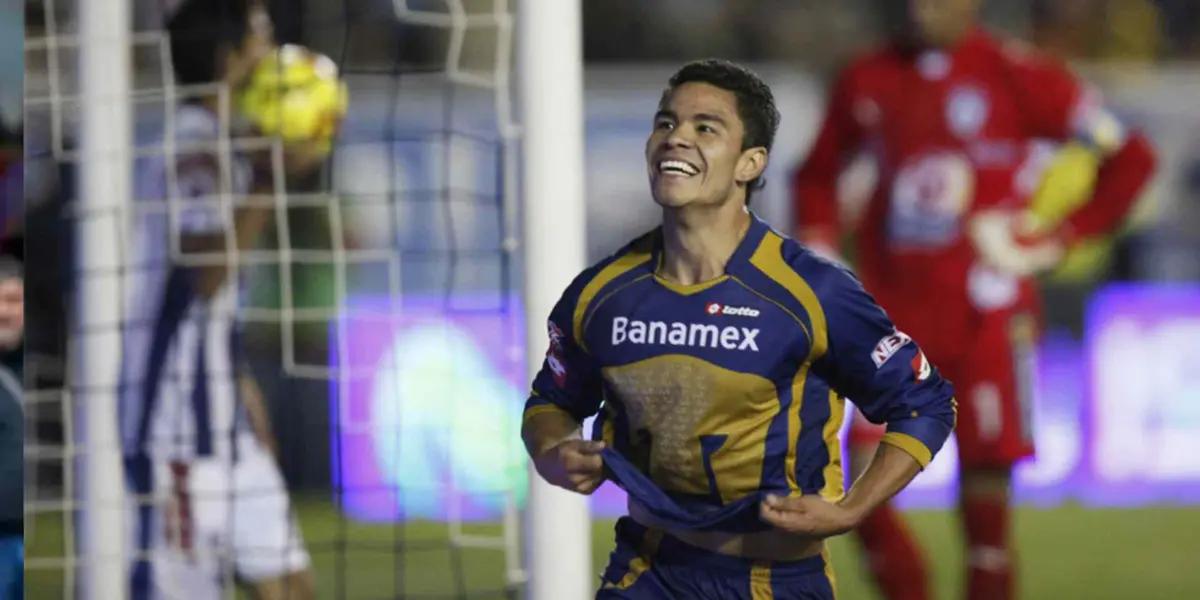 Pablo Barrera con Pumas