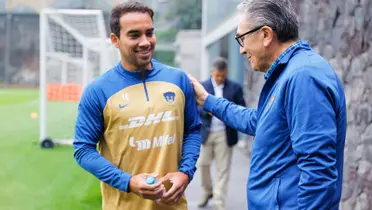 González visita práctica de los Pumas (Fuente: Gaceta UNAM)