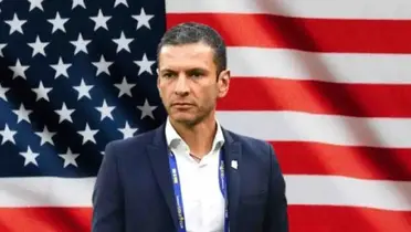 Jaime Lozano con bandera de Estados Unidos | Foto: Mexsport y Lifender