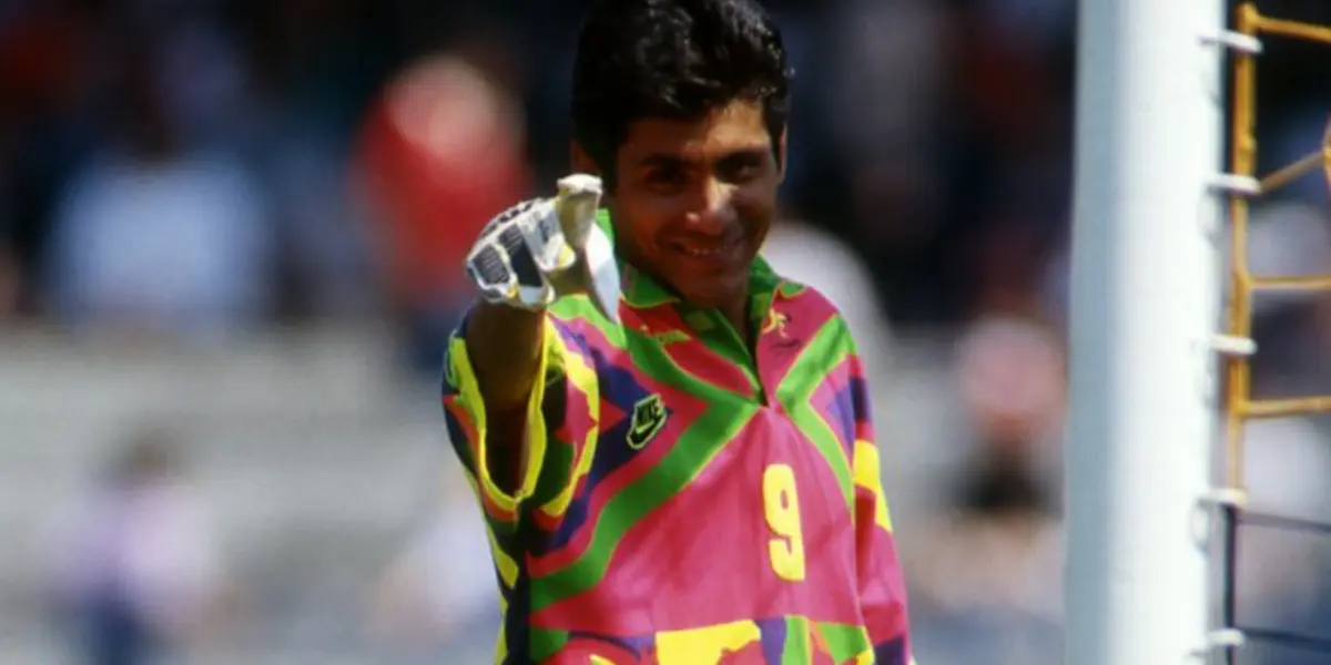 Jorge Campos con Pumas