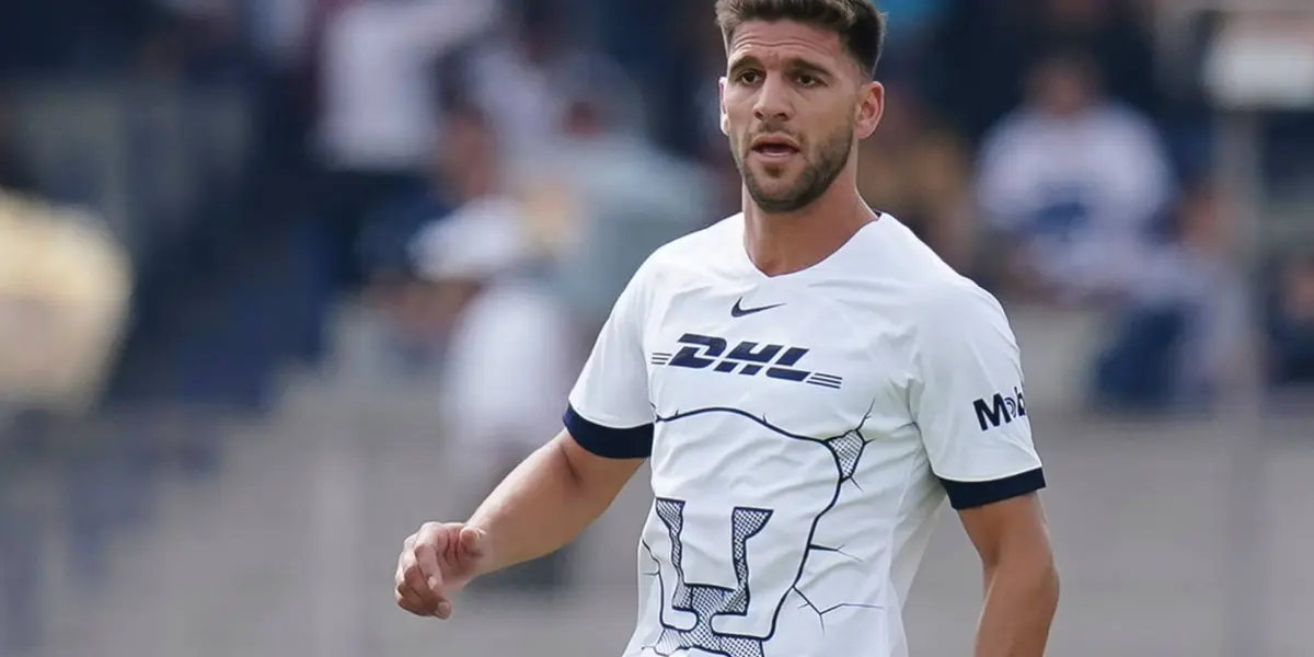 Lisandro Magallán con los Pumas de la UNAM Foto: Futbol Total