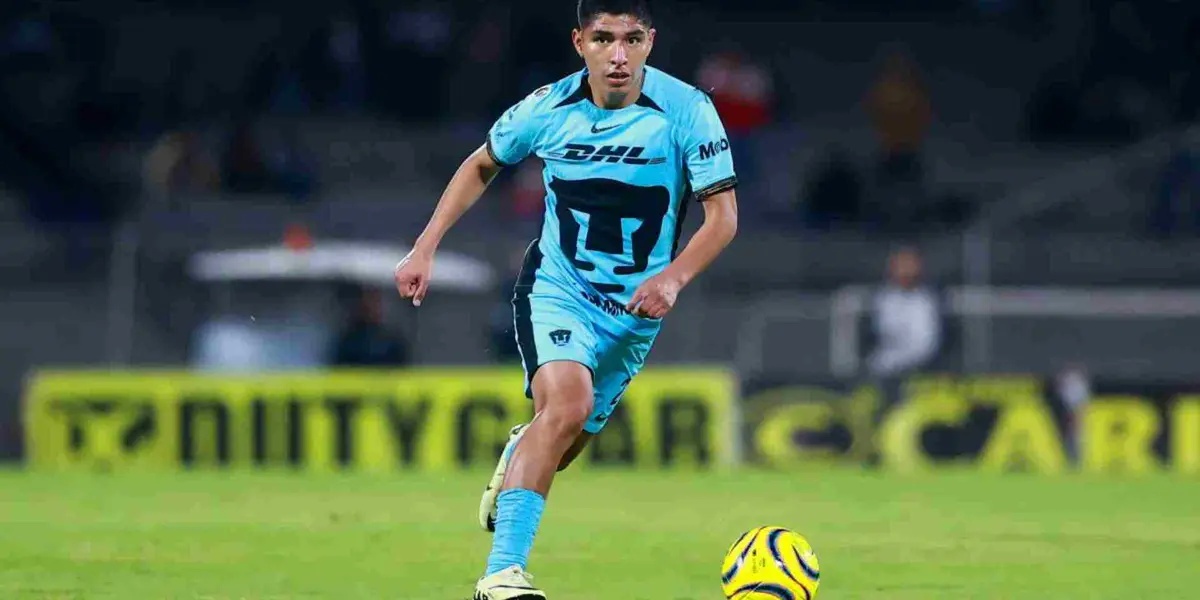 Piero Quispe con la camiseta de Pumas (Foto: Claro Sports)