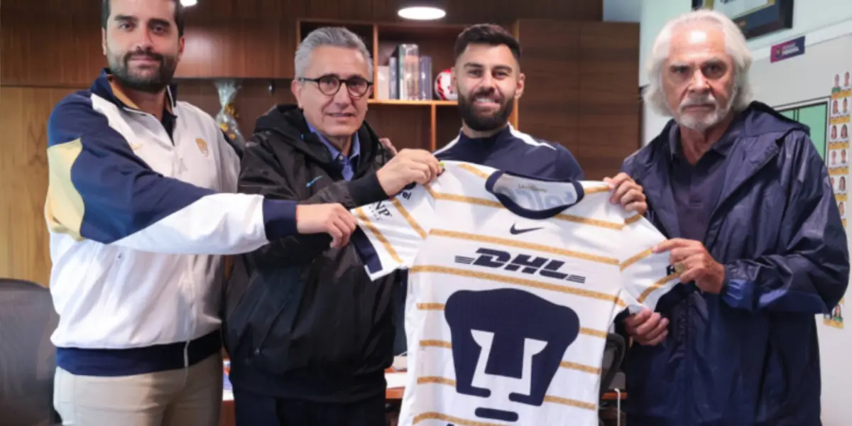 Rubén Duarte con Pumas