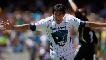 Rubens Sambueza jugando con los Pumas 